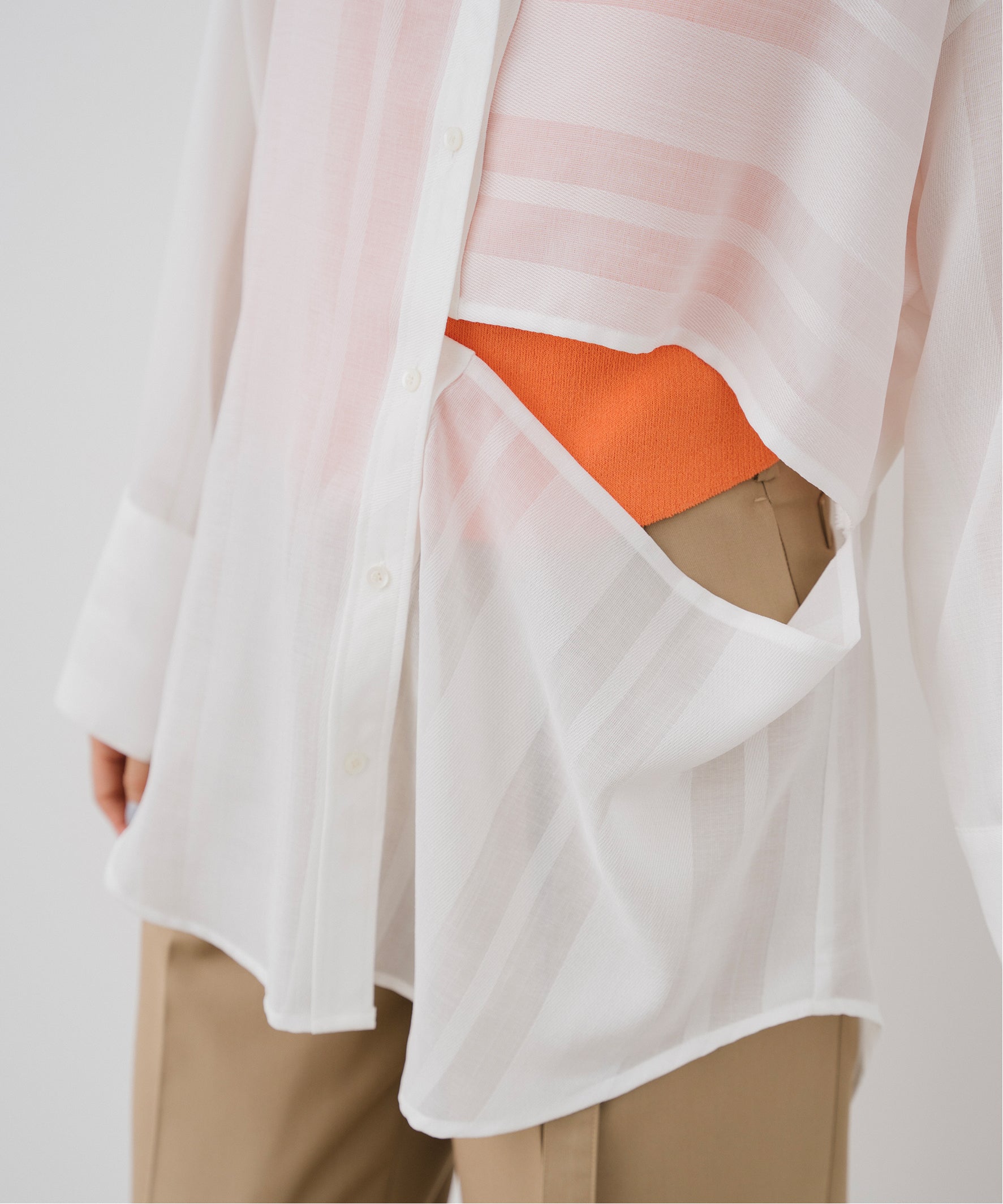 AMBUSH リボンディテール シャツ | ホワイト | FARFETCH JP