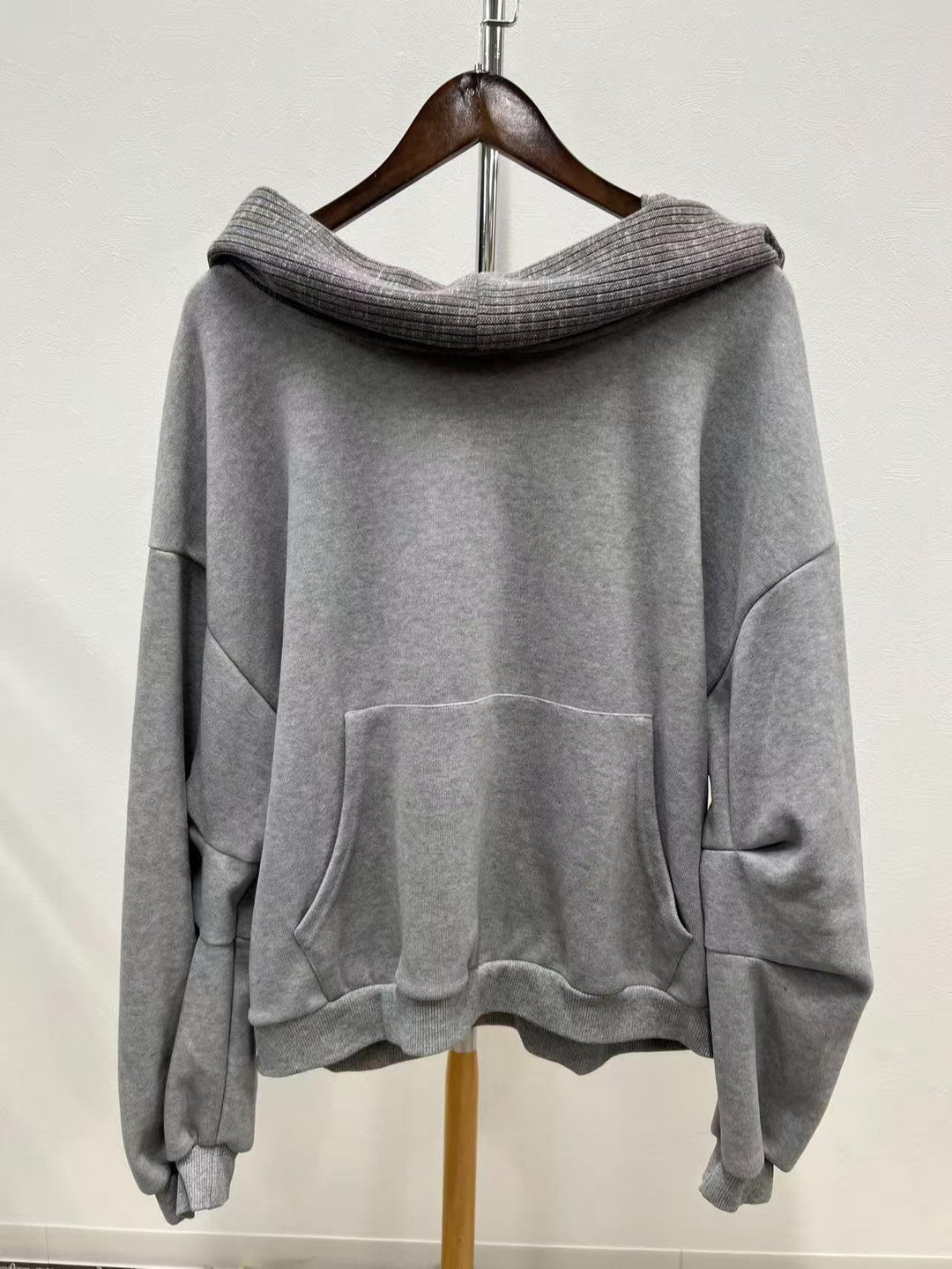 【神マフパー】 【ABITOKYO】異素材ドッキングフードオーバートレーナー　100