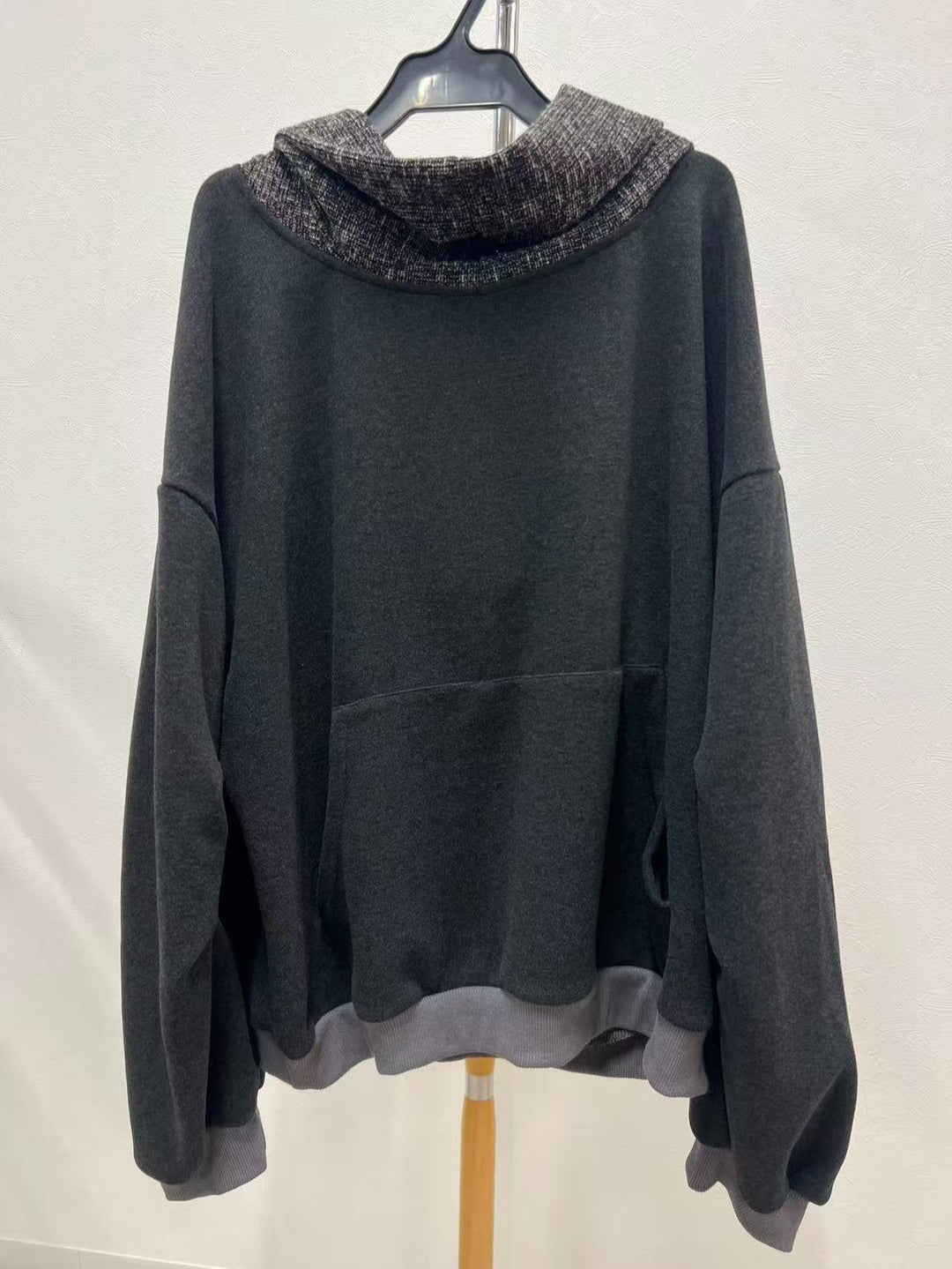 【神マフパー】 【ABITOKYO】異素材ドッキングフードオーバートレーナー　100