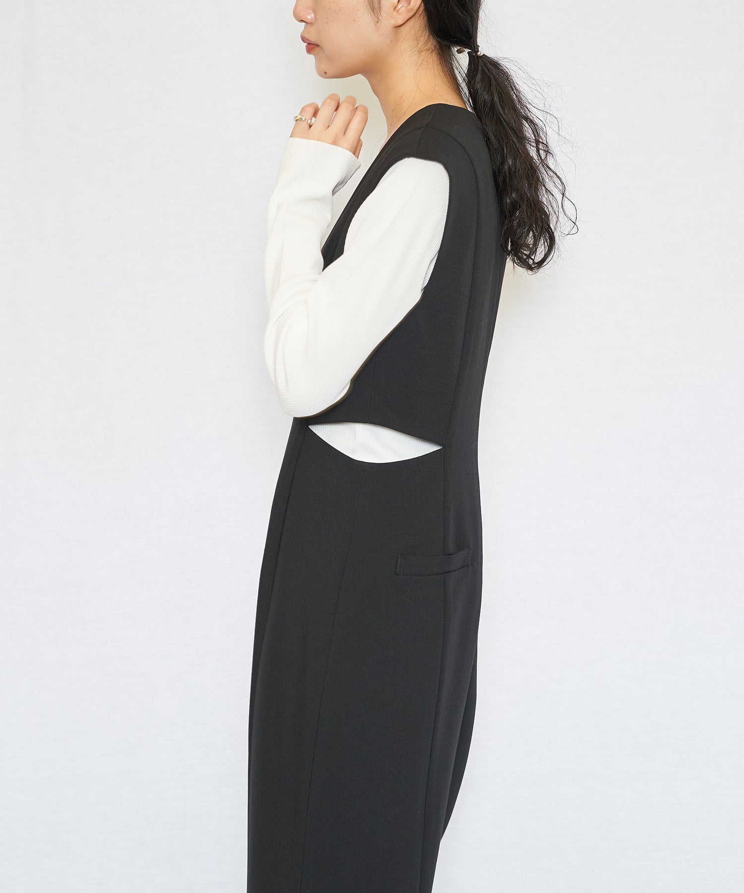 【EMMA LIMBER】WAIST SLASH ROMPERS Waist Slash Rompers（ウエストスラッシュロンパース） – ABITOKYO