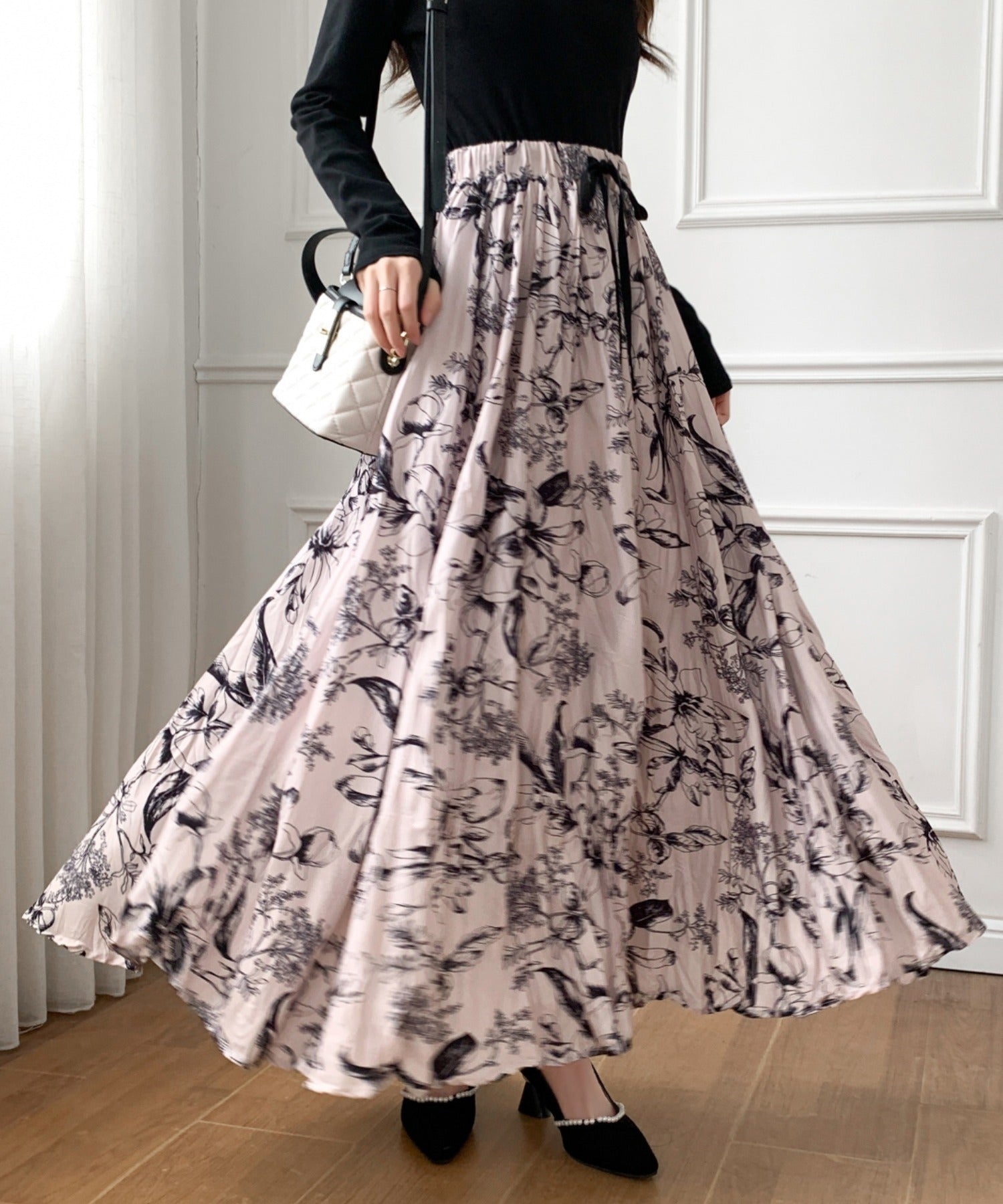 低価豊富なラインフラワーワッシャースカート花柄ベージュ ロングスカート