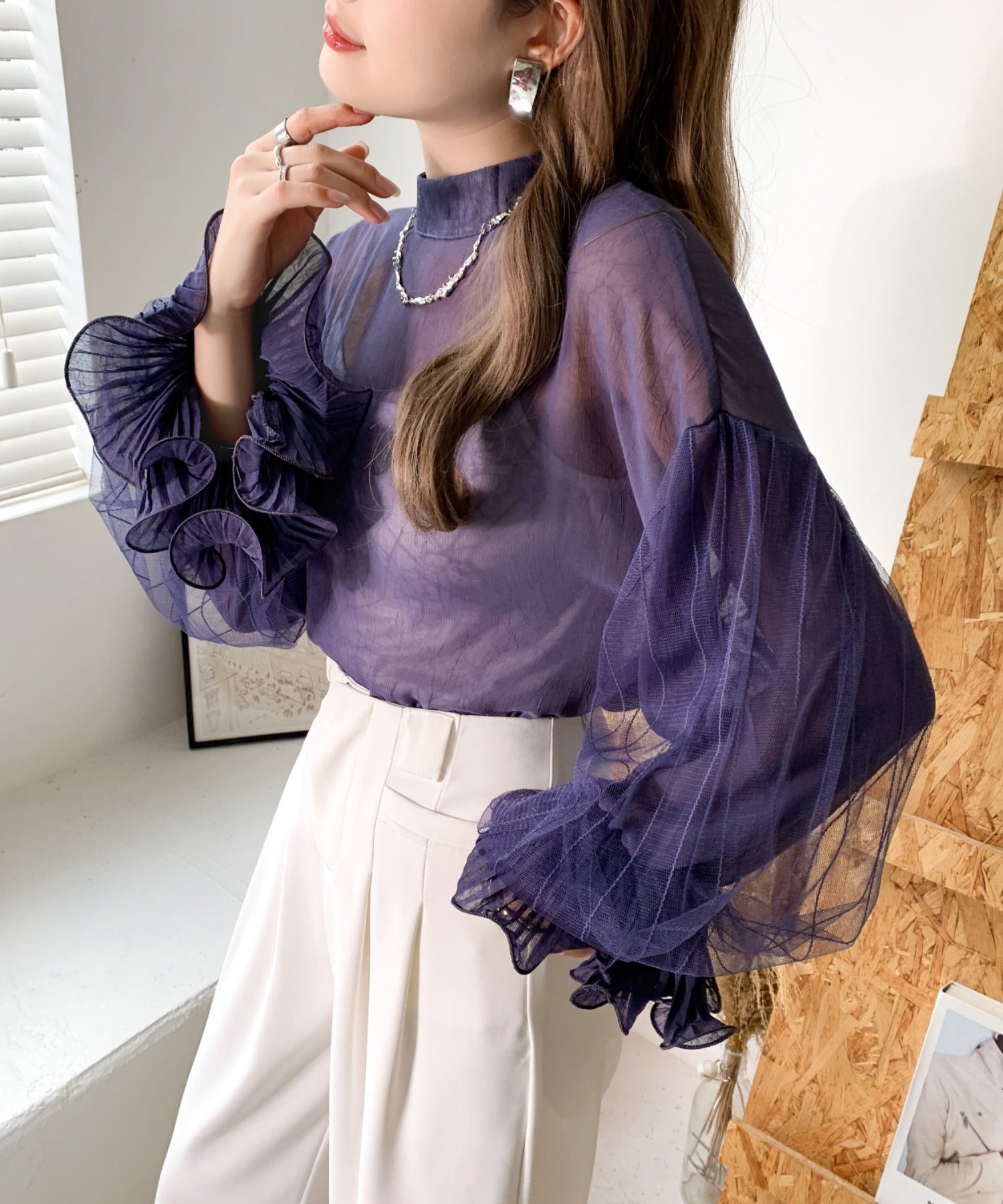 インナー付きボリュームスリーブシアーブラウス – ABITOKYO