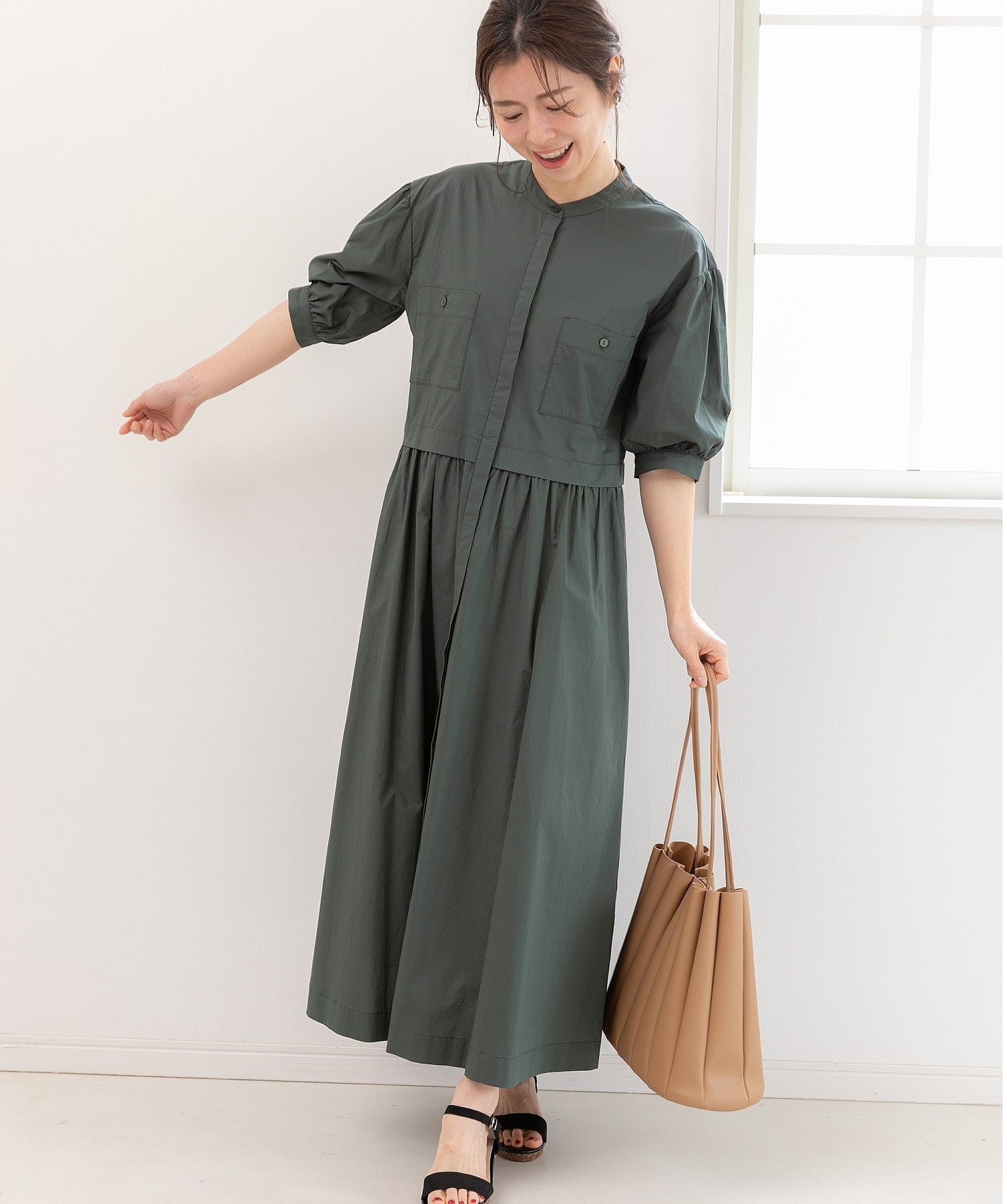 ボリュームスリーブバンドカラーワンピース – ABITOKYO （ アビ